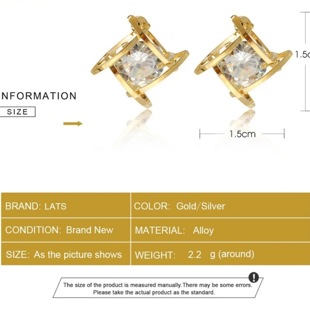 SOLD SOLD Gold Diamond Stud Earrings - Picture 4 of 4